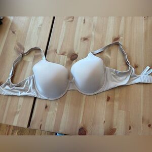 Victoria's Secret Tan T-shirt Demi Bra